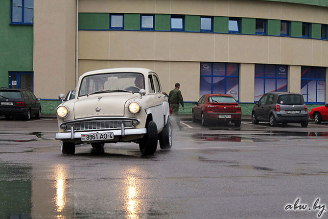 «Москвич» идет на взлет – под капотом 4.0 V6 «Москвич» идет на взлет – под капотом 4.0 V6