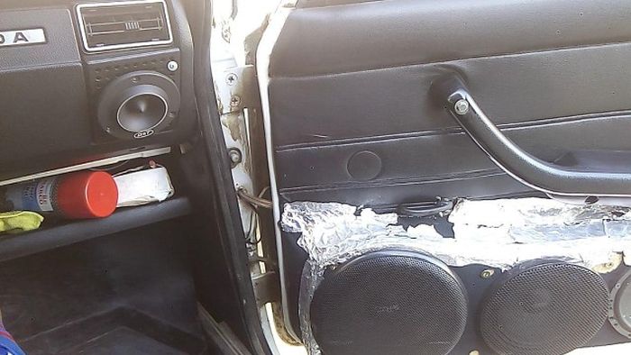 Меломаны тюнигуют свои автомобили