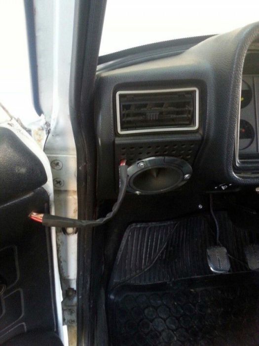 Меломаны тюнигуют свои автомобили