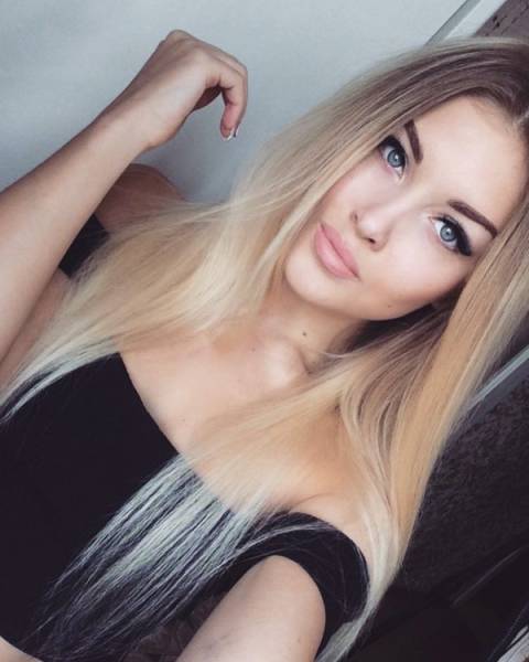 Очаровательные русские девушки