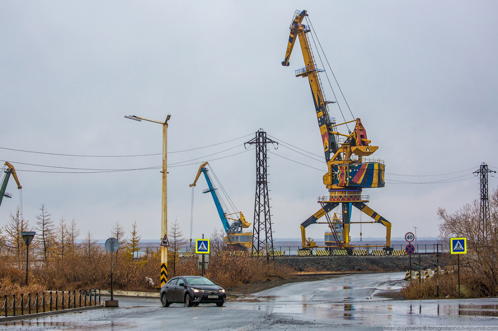 Город, построенный на вечной мерзлоте Город, построенный на вечной мерзлоте