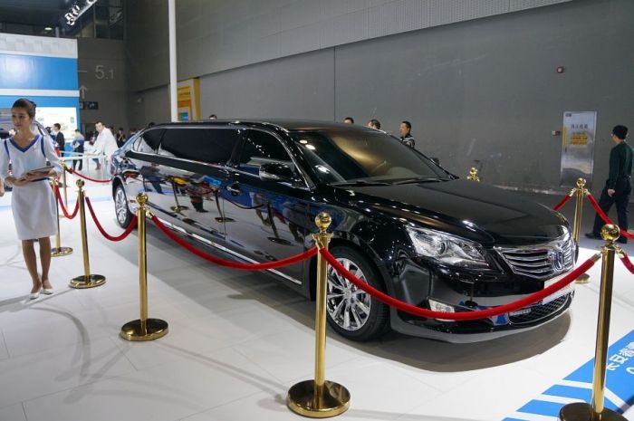 Модели и автомобили на выставке Auto Guangzhou-2013 Модели и автомобили на выставке Auto Guangzhou-2013