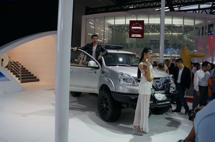 Модели и автомобили на выставке Auto Guangzhou-2013 Модели и автомобили на выставке Auto Guangzhou-2013