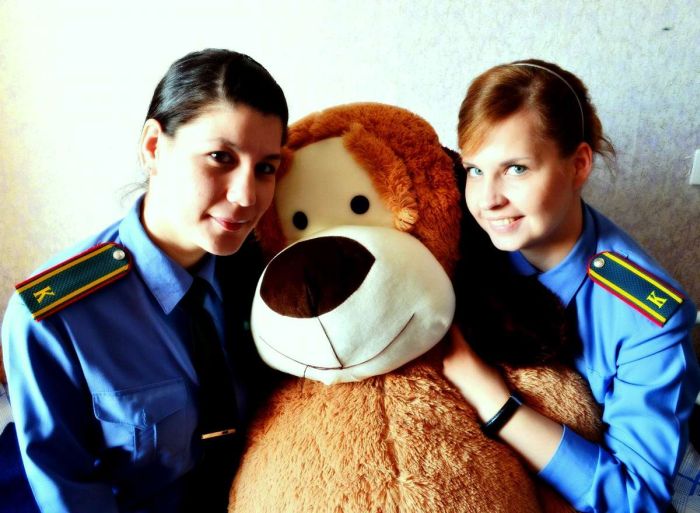 Девушки-полицейские в России