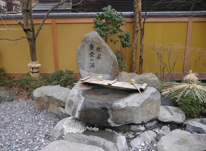 Nishiyama Onsen Keiunkan: самый старый отель в мире