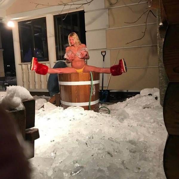 Забавные девушки