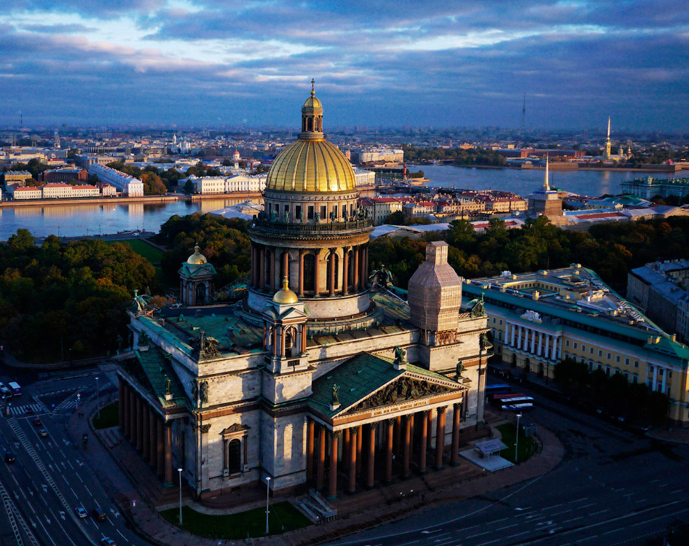 Санкт-Петербург с высоты Санкт-Петербург с высоты