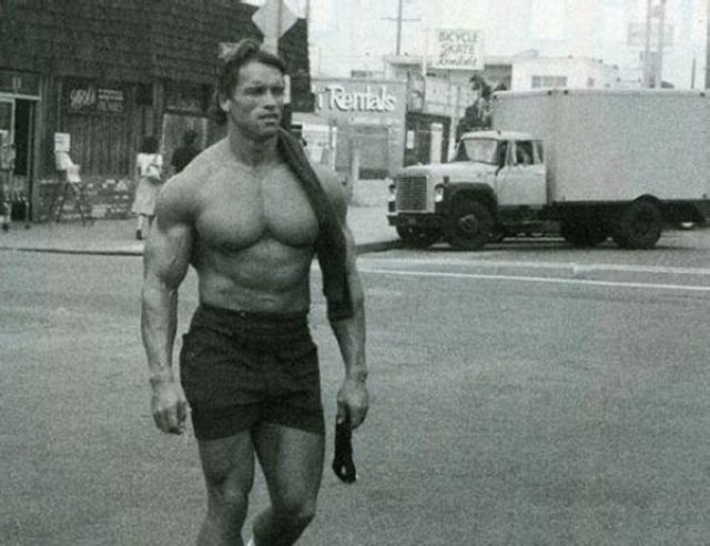 Подборка старых фотографий Арнольда Шварценеггера
