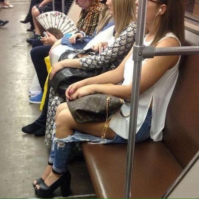 Модные пассажиры нашего метро
