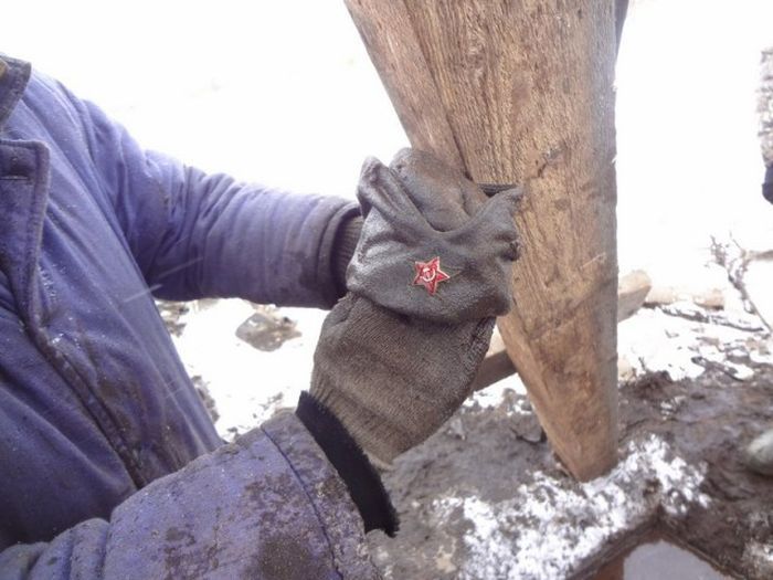 В болотах Новгородской области обнаружили останки двух членов экипажа советского бомбардировщика ДБ-3