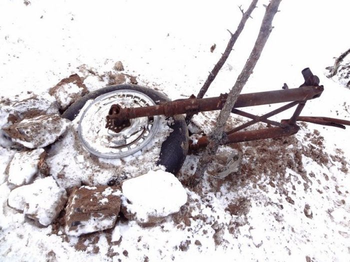 В болотах Новгородской области обнаружили останки двух членов экипажа советского бомбардировщика ДБ-3