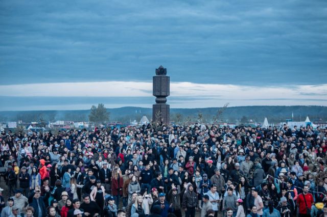 Празднование Ысыах - встреча солнца на Севере России