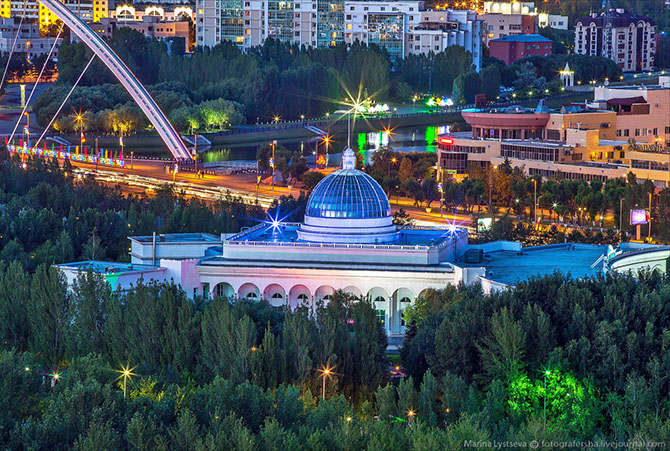 Вечерняя Астана с высоты