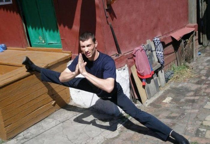 Мужчины веселятся