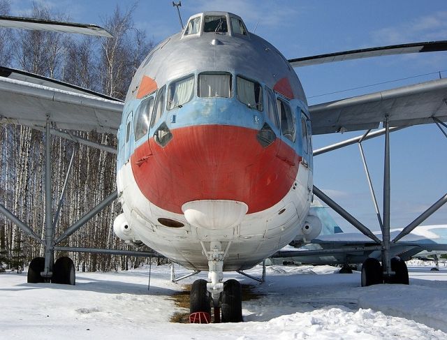 Вертолет - гигант МИ-12 Вертолет - гигант МИ-12