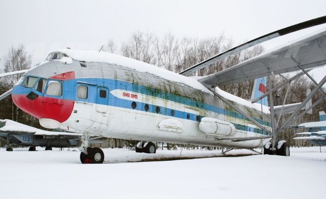 Вертолет - гигант МИ-12 Вертолет - гигант МИ-12