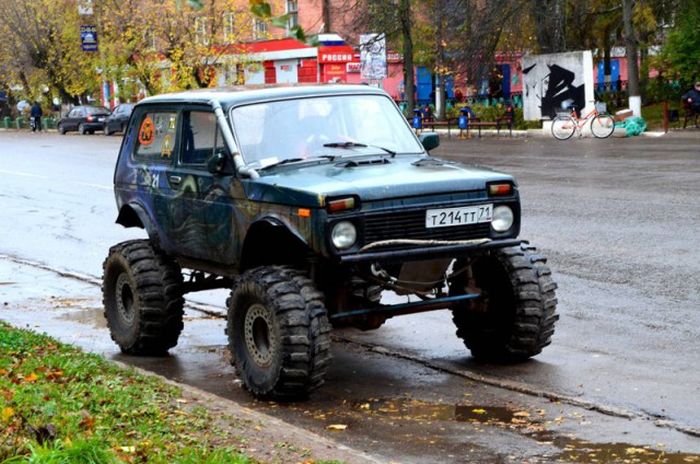 Примеры невероятного тюнинга «Нивы»