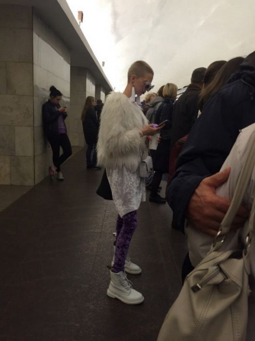 Модные пассажиры метро