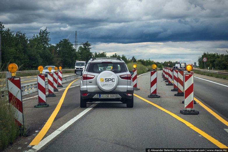 Вот так строят дороги в Германии. У нас этого не будет никогда!