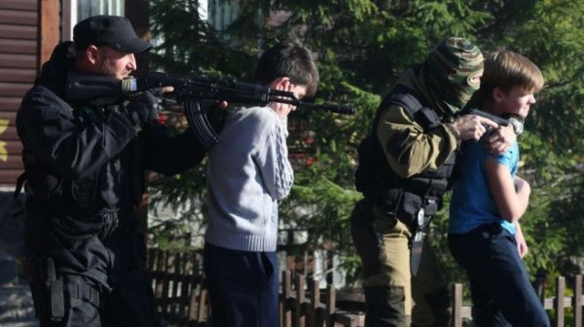 В Екатеринбурге провели реконструкцию захвата школы в Беслане