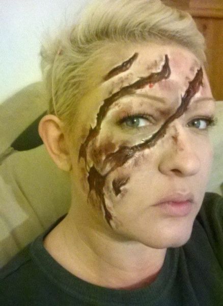 33-летняя Никки Шелли - домохозяйка и мама троих детей