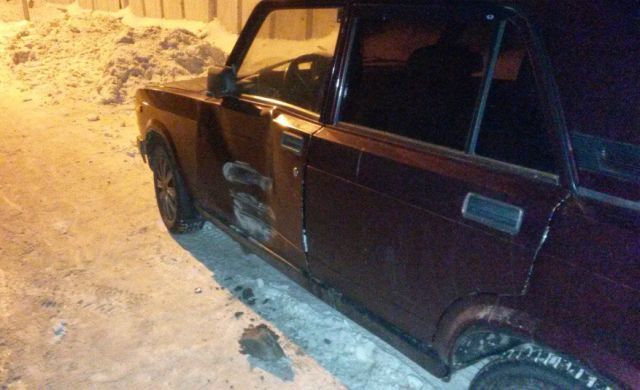 В Новосибирске виновник ДТП оставил деньги на ремонт ВАЗа