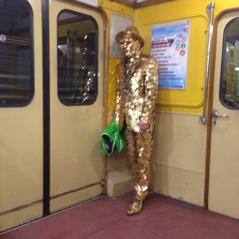Модники из российского метрополитена