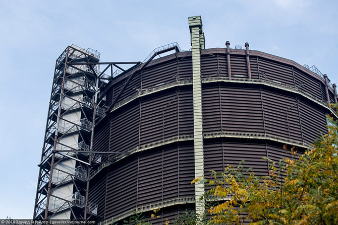 Крупнейший в Европе газометр Крупнейший в Европе газометр