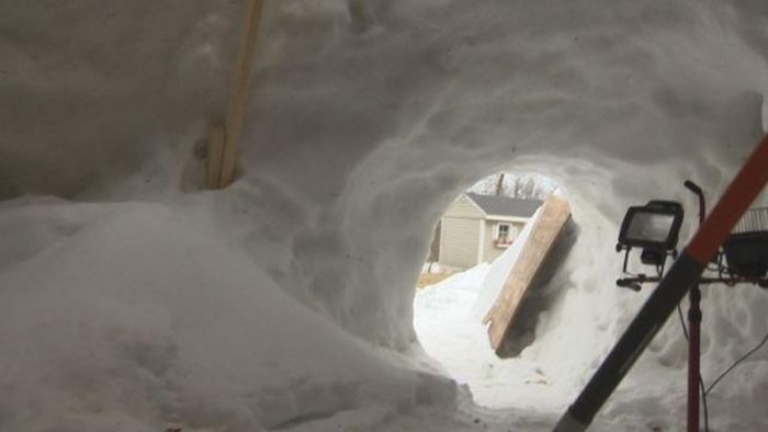 Хижина из снега