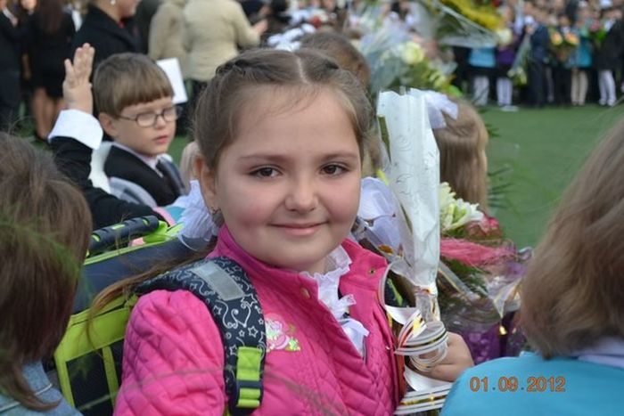 8-летняя девочка за рулём Audi (11 фото)