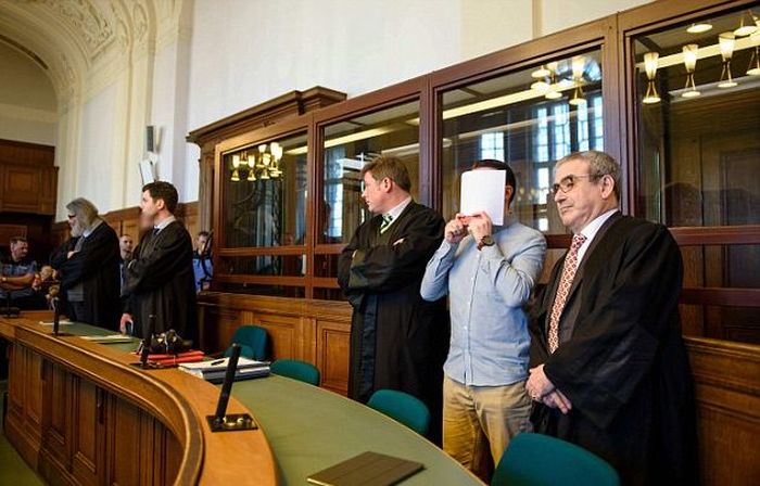 Немецкие стритрейсеры получили пожизненные сроки за гонку, из-за которой погиб мужчина