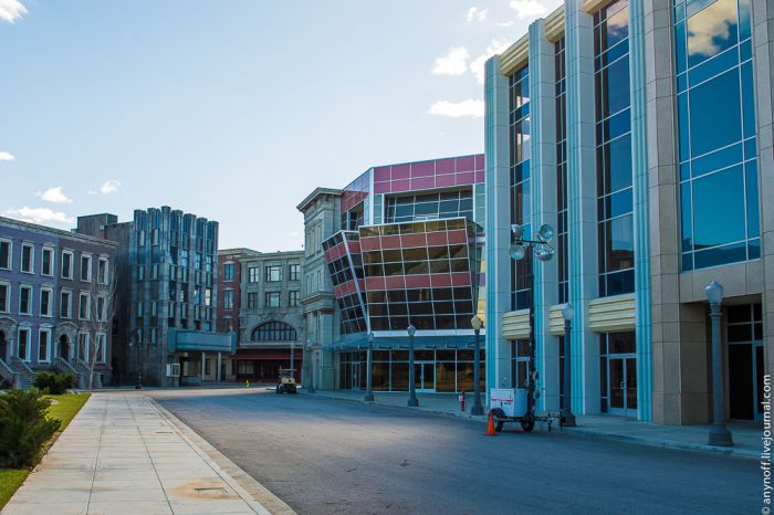 Места киносъемок в парке Universal Studios Hollywood Места киносъемок в парке Universal Studios Hollywood