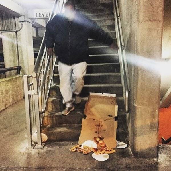 Странные пассажиры метро
