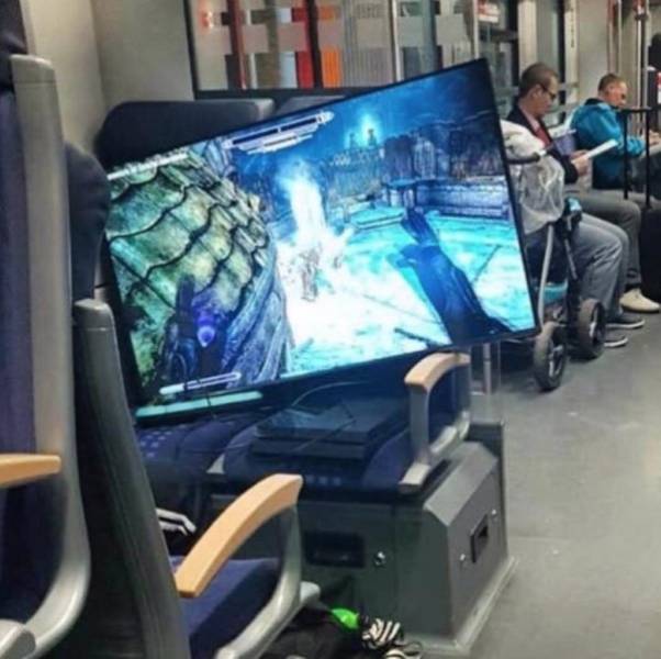 Странные пассажиры метро