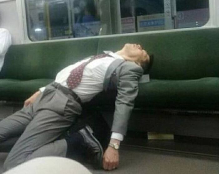 Странные пассажиры метро