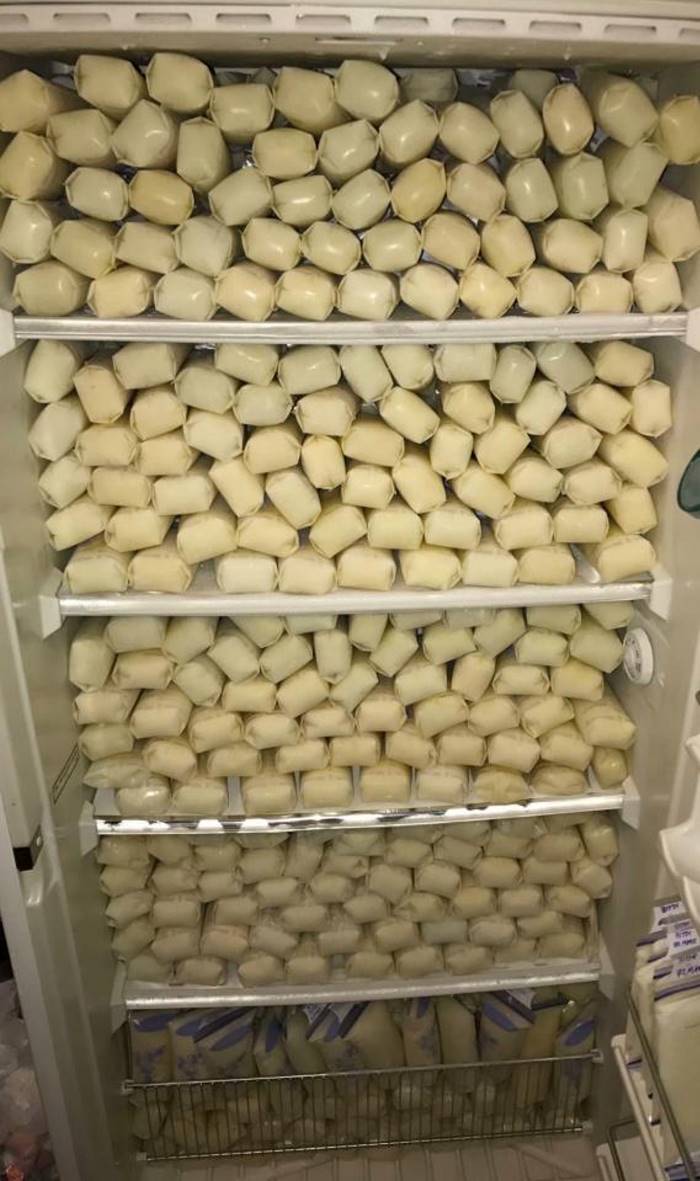 Она пожертвовала 2,5 тонны грудного молока, вырабатывая его в 10 раз больше других мам