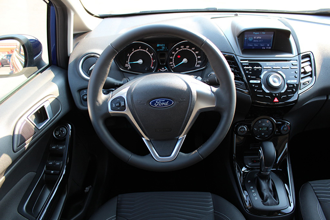 Пробуем седан Ford Fiesta 2015 «на вкус» Пробуем седан Ford Fiesta 2015 «на вкус»