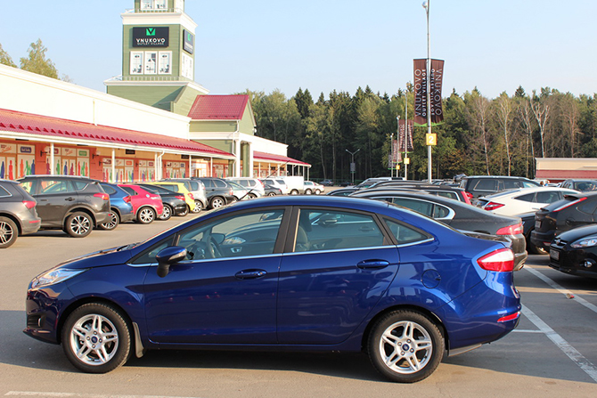 Пробуем седан Ford Fiesta 2015 «на вкус» Пробуем седан Ford Fiesta 2015 «на вкус»