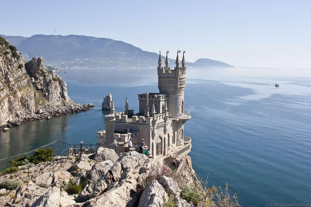 Замок «Ласточкино гнездо» в Крыму Замок «Ласточкино гнездо» в Крыму