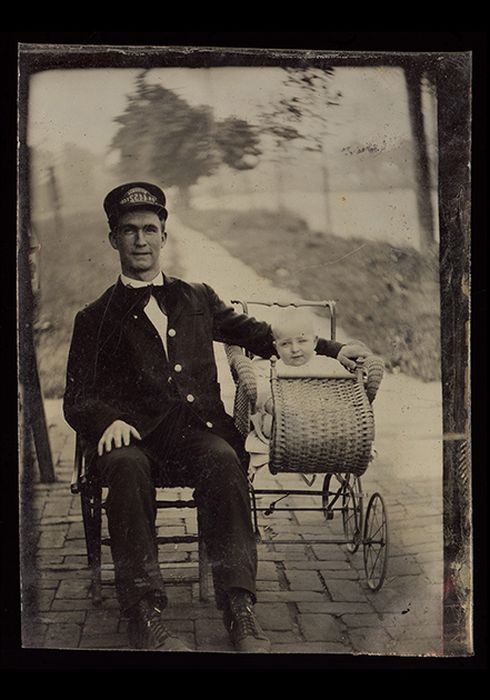Исторические фотографии на металлических пластинах