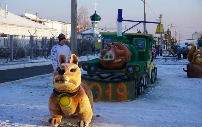 Что зэки Хакасии налепили на конкурс снежных скульптур