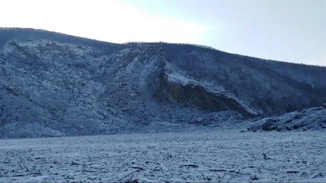 В Хабаросвском крае из-за упавшего метеорита оказалось засыпано русло реки