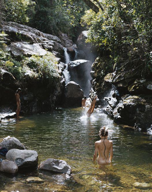 Фото с ежегодного съезда хиппи в Бразилии