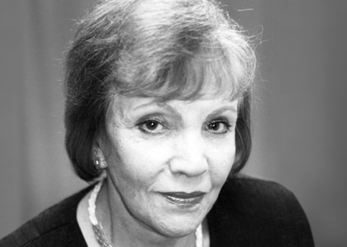 Римма Казакова о «ничтожности предмета любви»: почему знаменитая поэтесса осталась одинокой Римма Казакова о «ничтожности предмета любви»: почему знаменитая поэтесса осталась одинокой