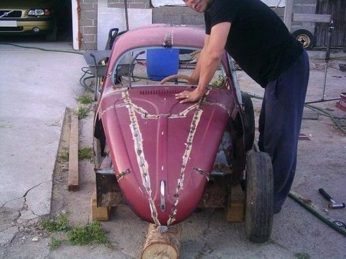 Подарил машину сыну