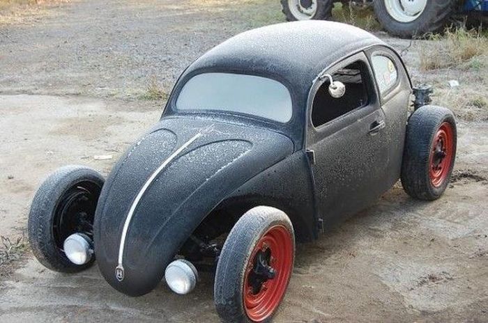 Подарил машину сыну