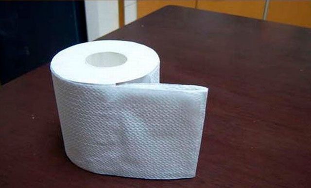 Шутка с туалетной бумагой