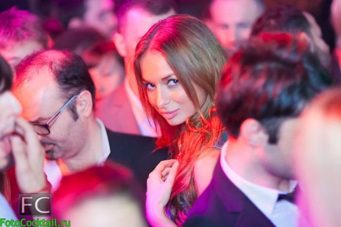 Люди из наших ночных клубов (48 фото)