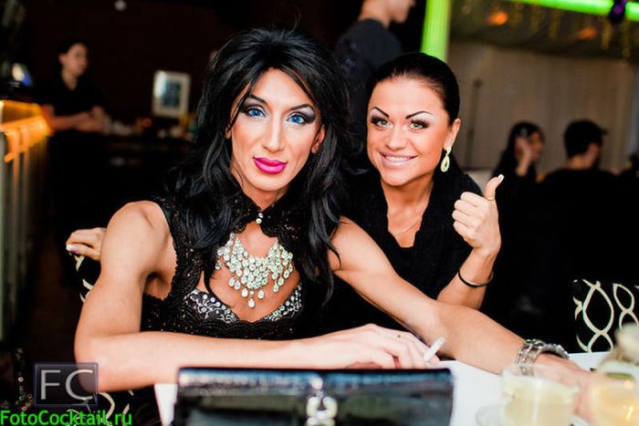 Люди из наших ночных клубов (48 фото)