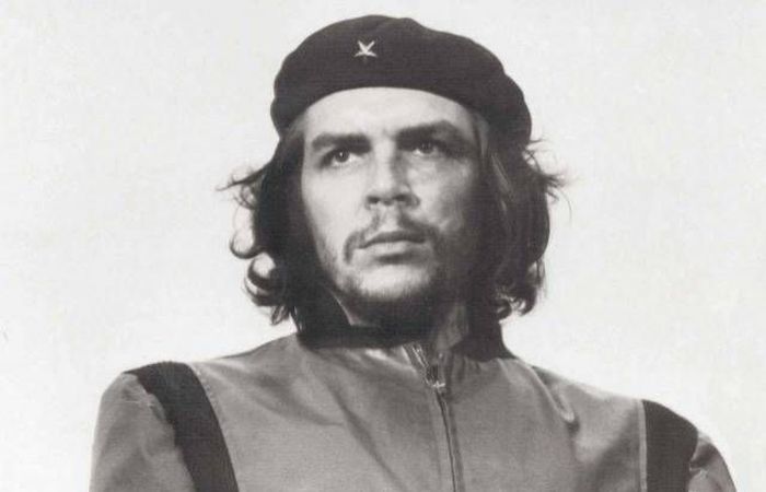 Угадайте двух знаменитостей на фото (3 фото)